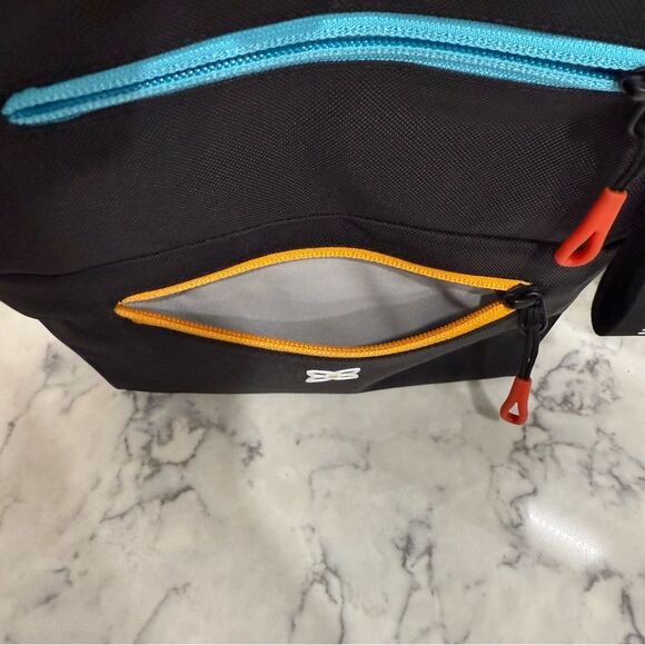 Sherpa I Sadie Black crossbody Messenger Bag with Color block - Picture 4 of 12